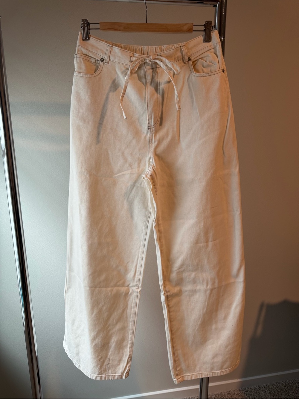 The Workshop Size Medium Drawstring Wide Leg Jeans in Cream NWT